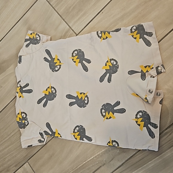 Bonnie Mob bunny Onesie shirt sleeve 0-3 months - Picture 5 of 6